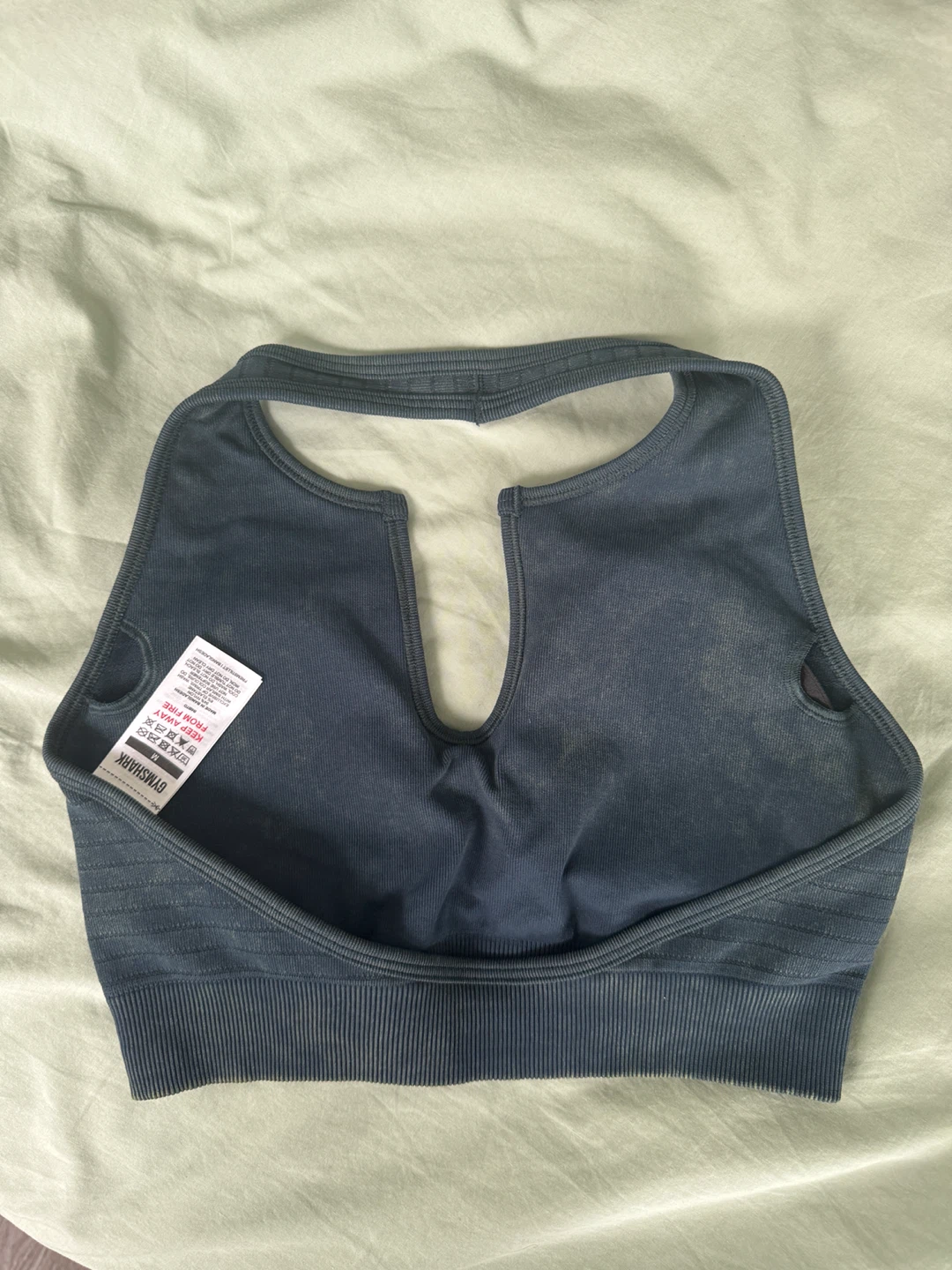 Gymshark Sports Bra - Medium - photo 2