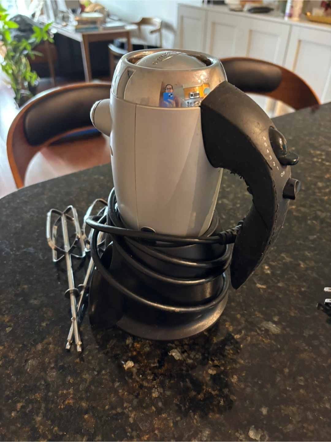Hand Mixer