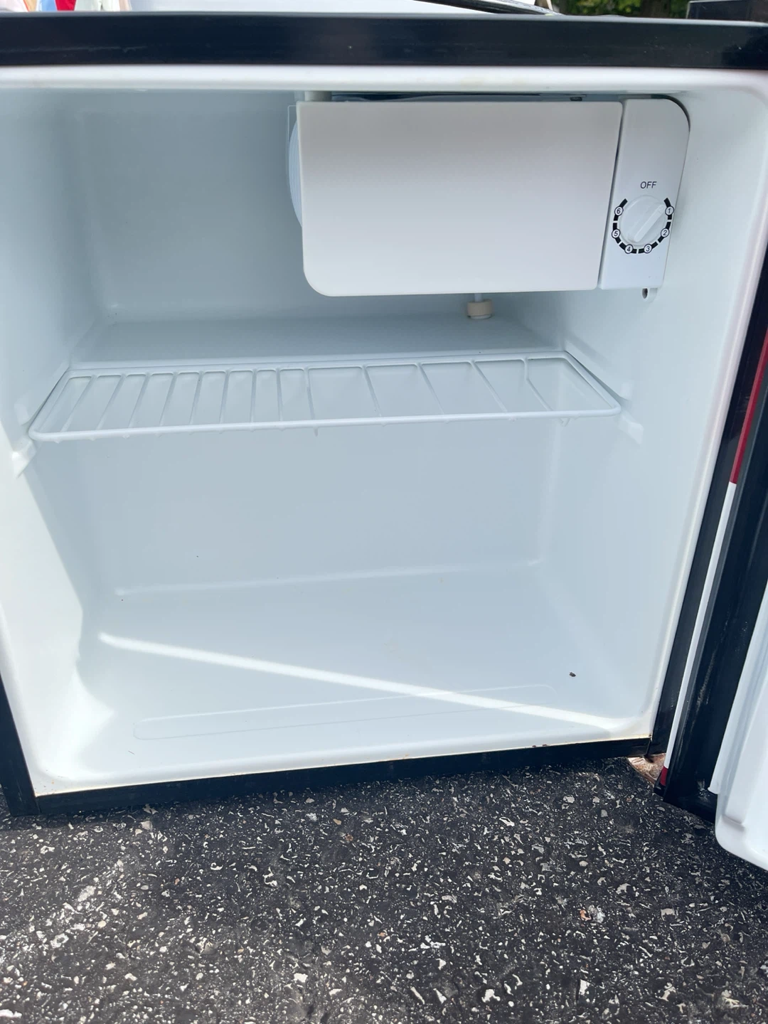 Molson Canadian Magic Chef Mini Fridge - photo 2