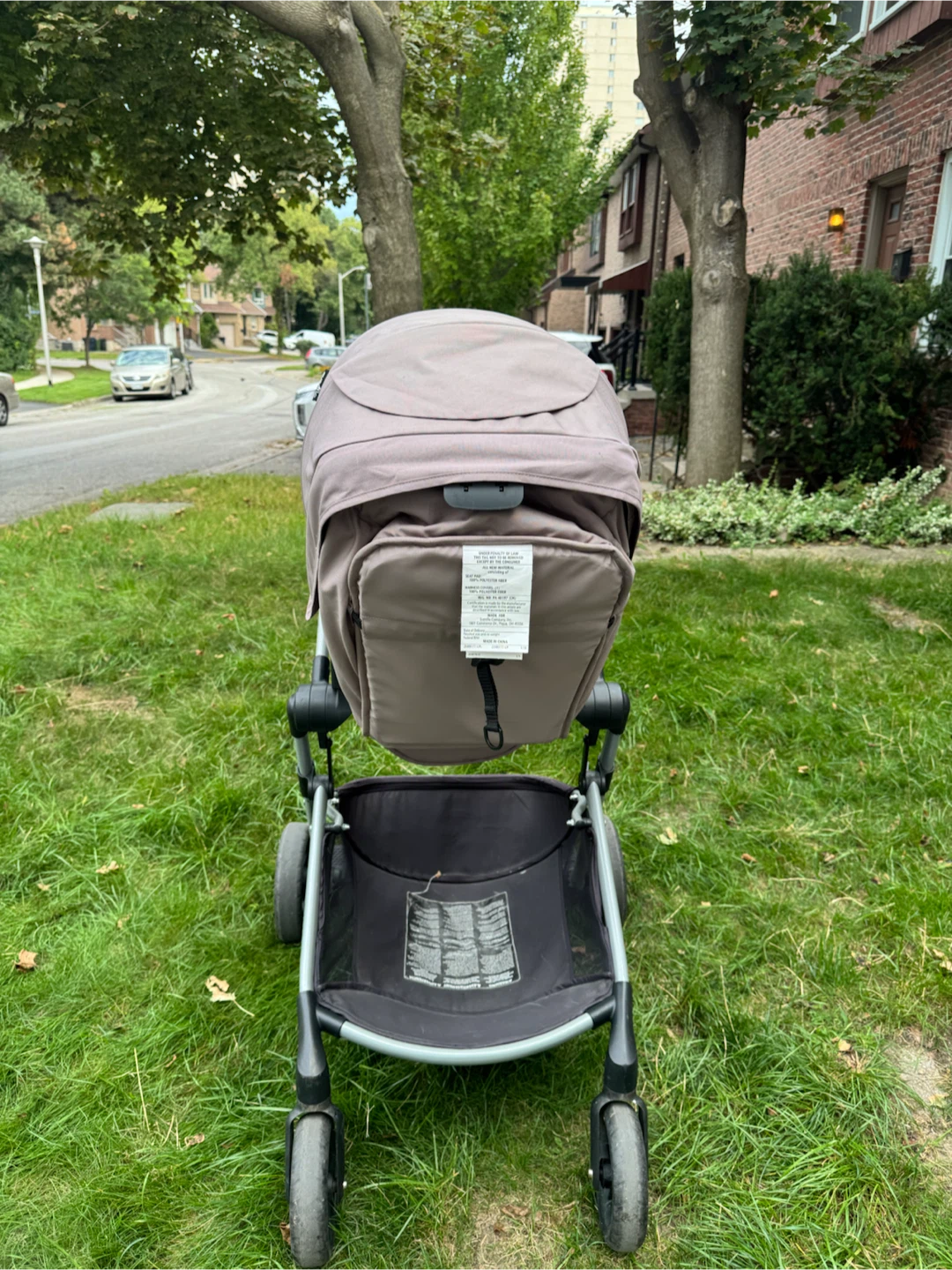 Evenflo Pivot Stroller - photo 3