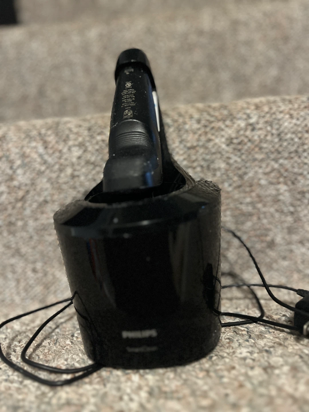 Philips Series 9000 Shaver with SmartClean Station - photo 2