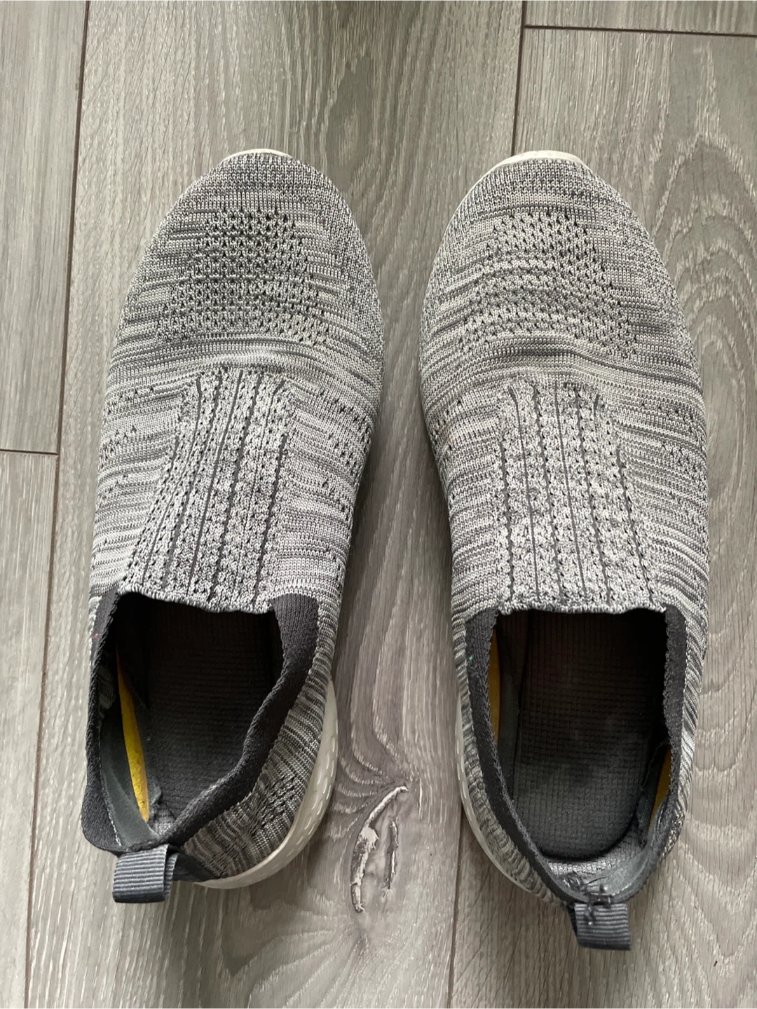 🏈 Dream pairs slip ons sz 11