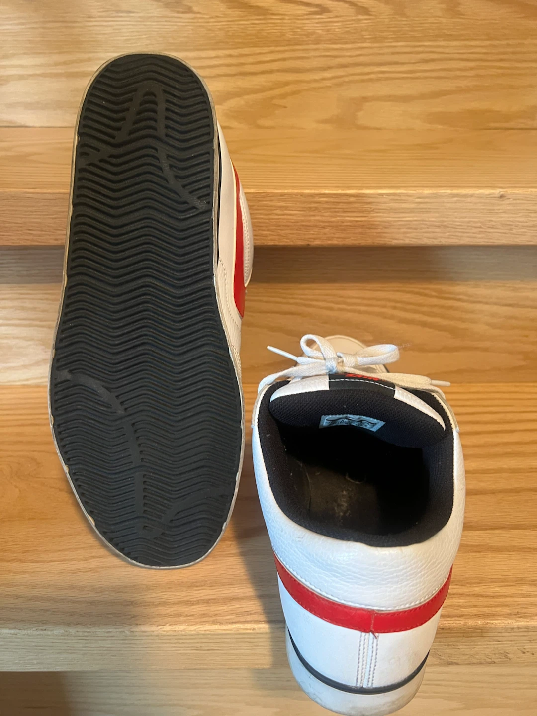 Nike White and Red Sneakers - photo 4