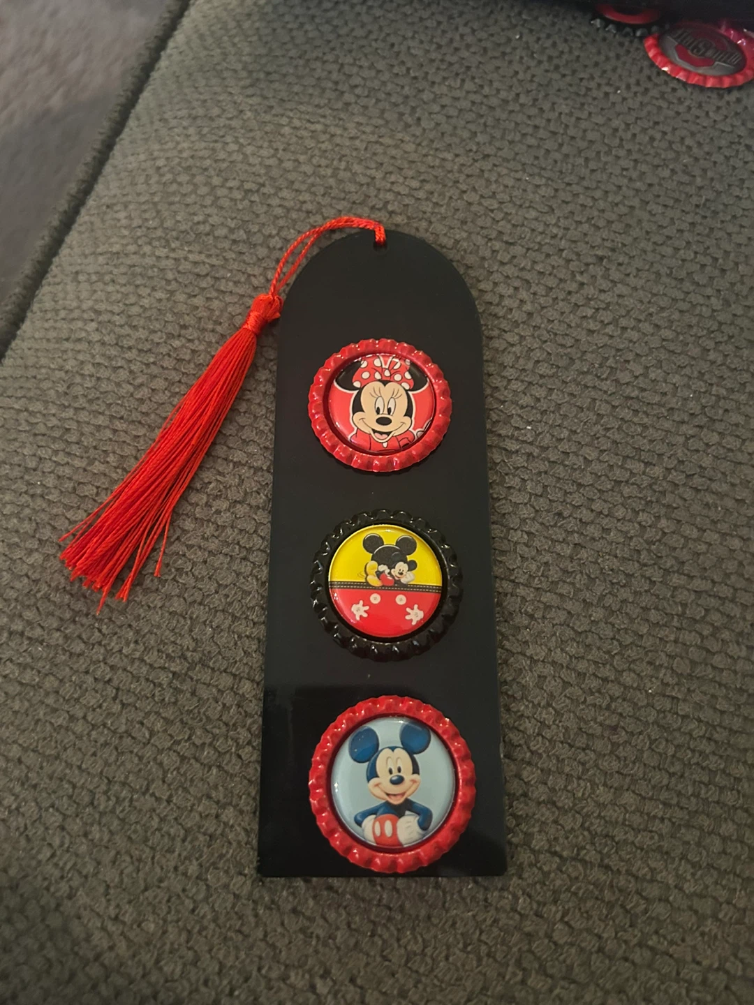 Disney Mickey & Minnie 🏈 Mouse Bottle Cap Bookmark