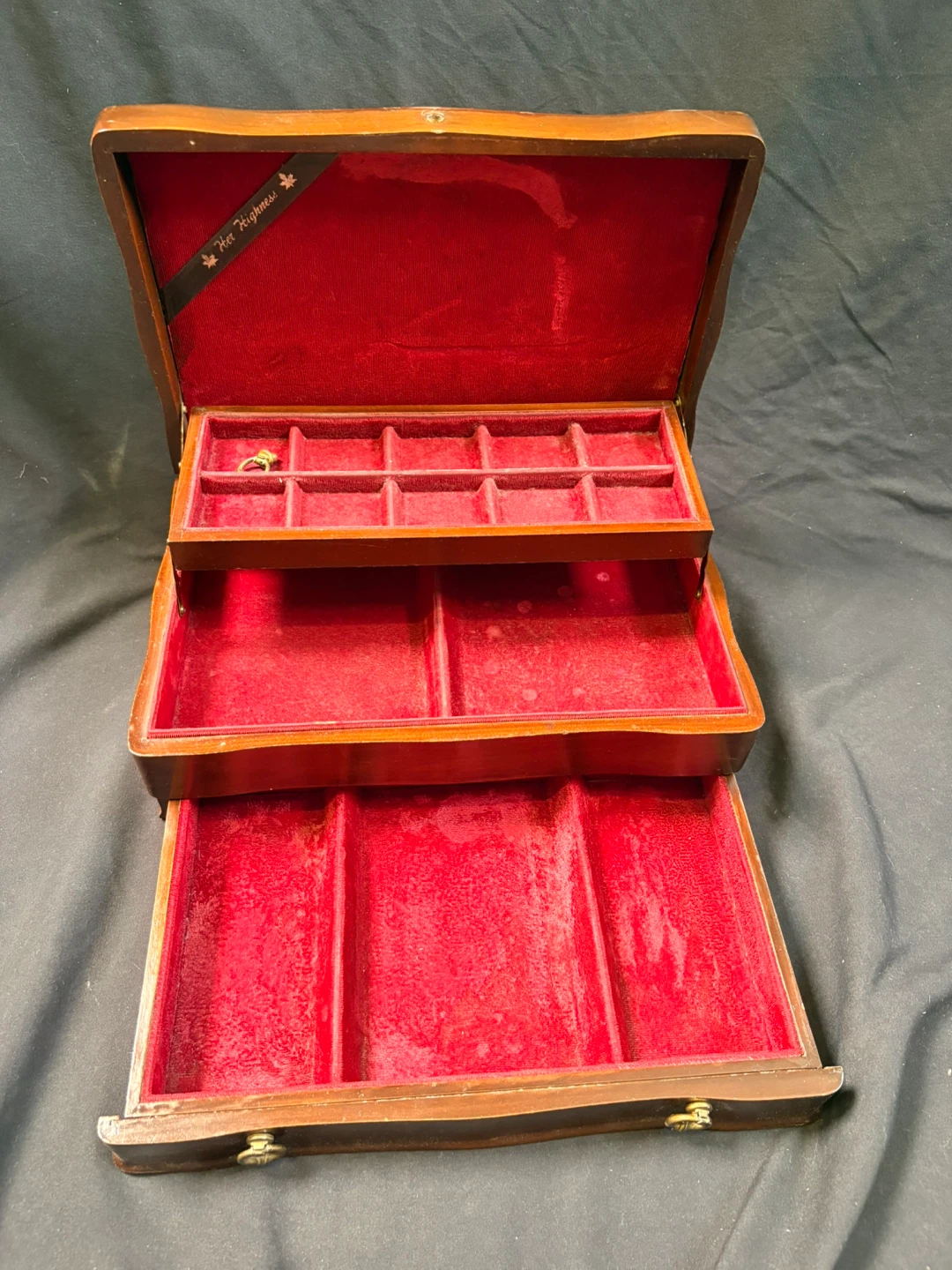 🏈Wooden Jewelry Box with Red Velvet Interior - photo 5