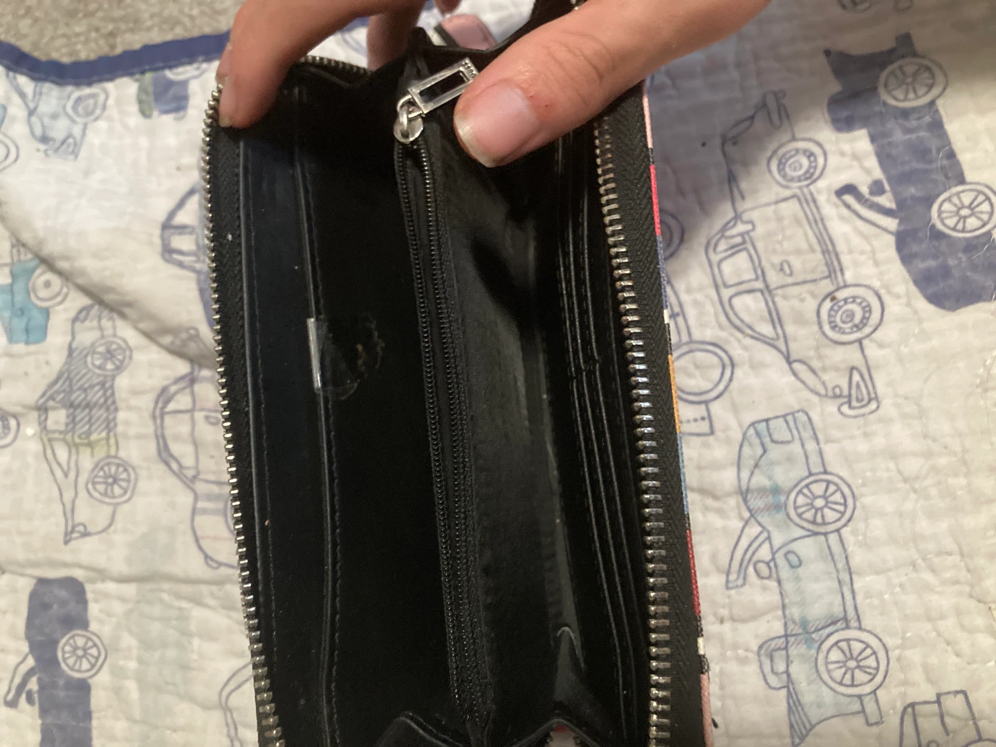Guess Multi-Coloured Striped Zip-Around Wallet - photo 2