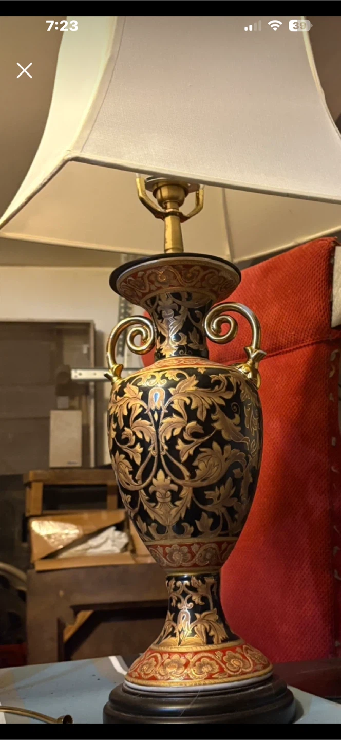 Ornate Decorative Urn Table Lamp