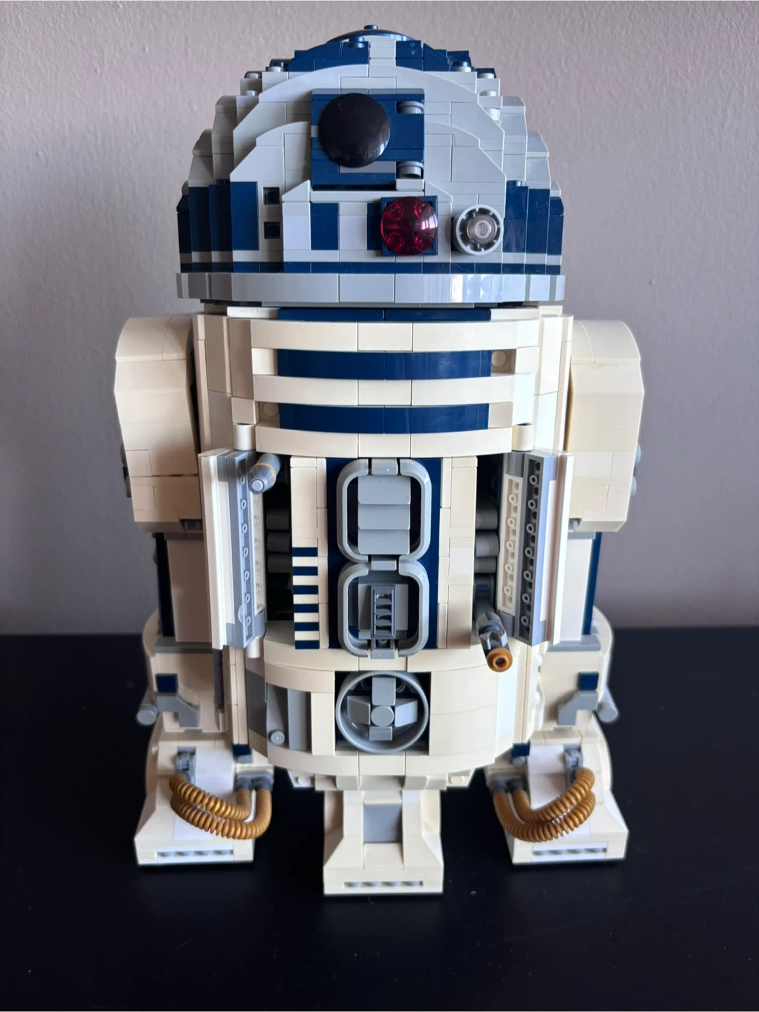 LEGO Star Wars R2-D2 75308 - RETIRED PRODUCT - photo 2
