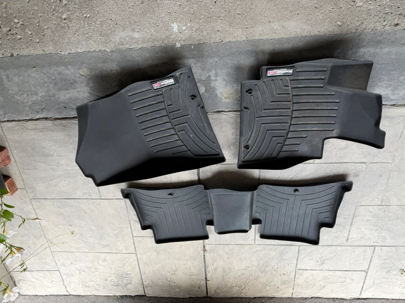 USED WEATHER TECH LINERS - photo 2