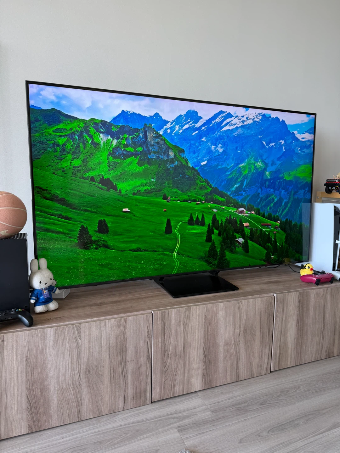 Samsung 65" QLED 4K Smart TV (QN65Q75A)
