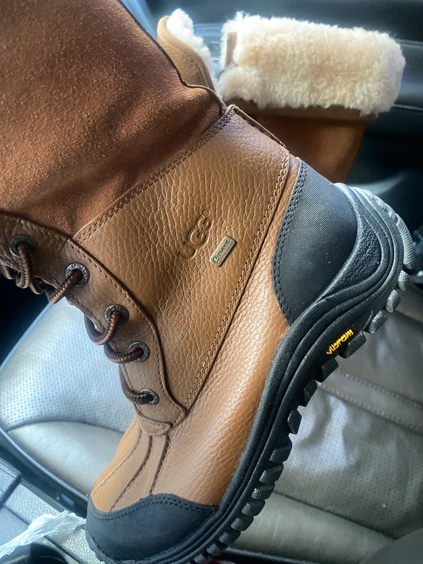 UGG Adirondack Winter Boots Tan - photo 2