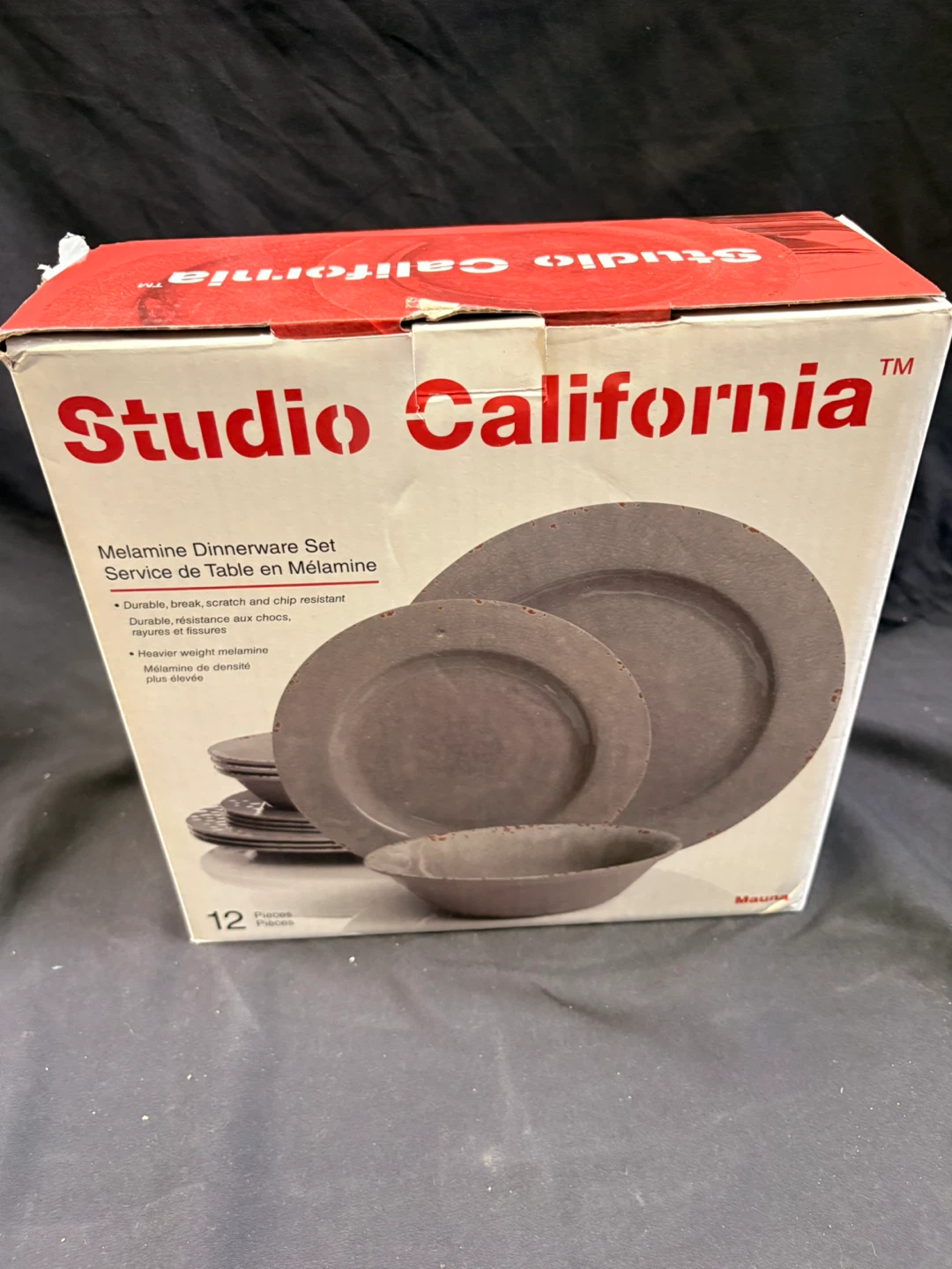 🏈Studio California 12-Piece Melamine Dinnerware Set
