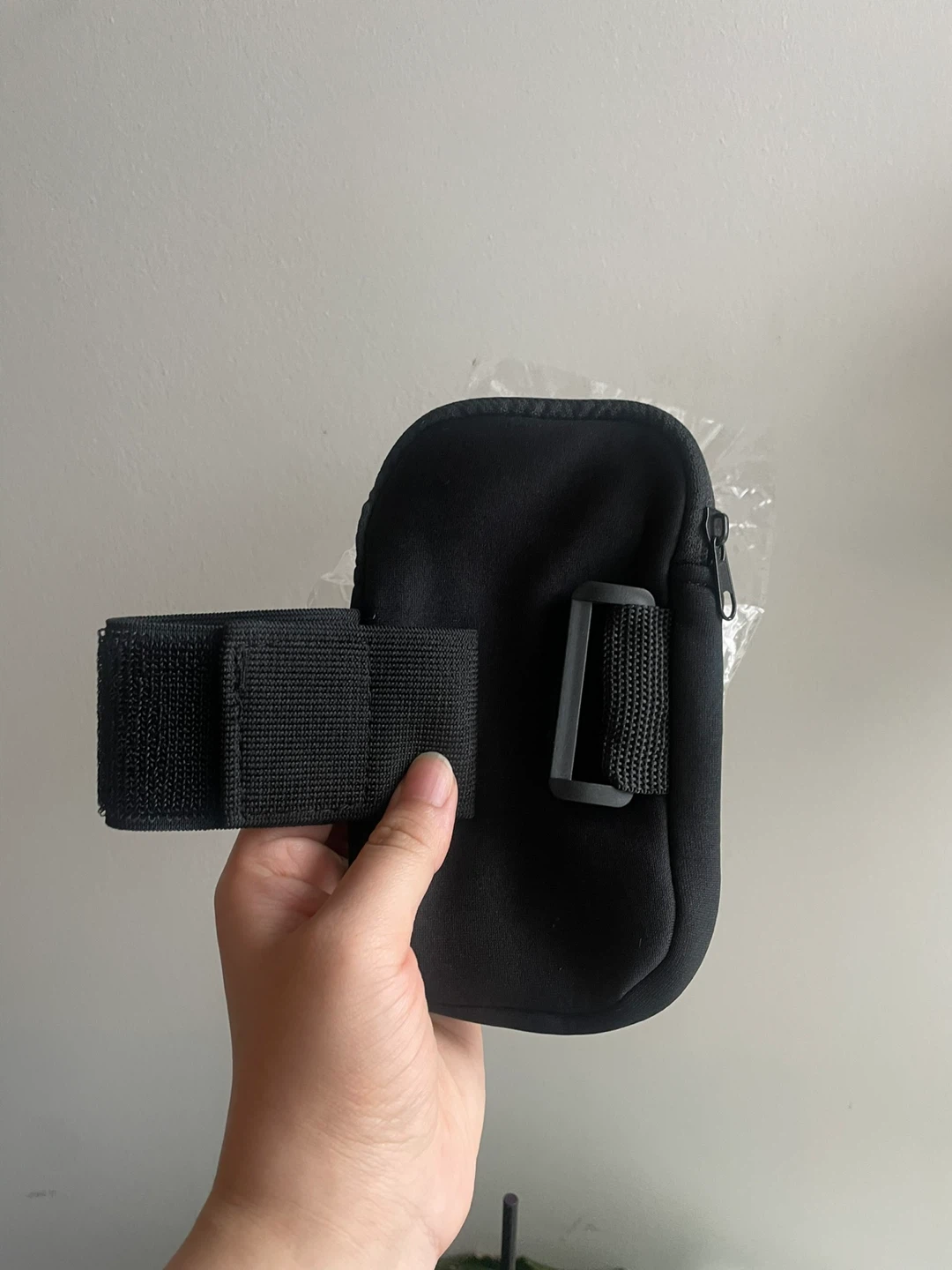 🏈Black sports armband for smartphone - photo 3