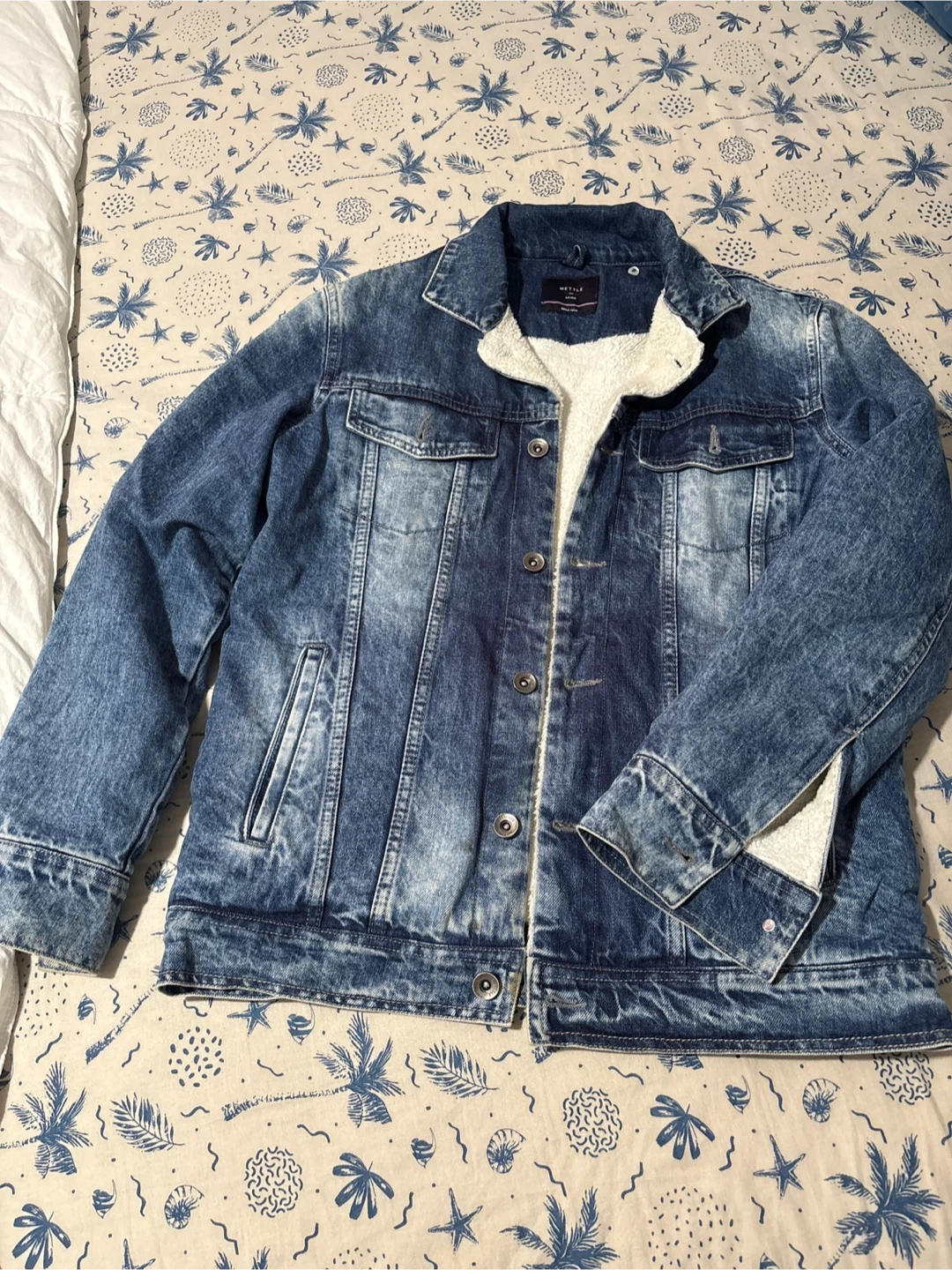 Mestyle Sherpa-Lined Denim Jacket 🏈