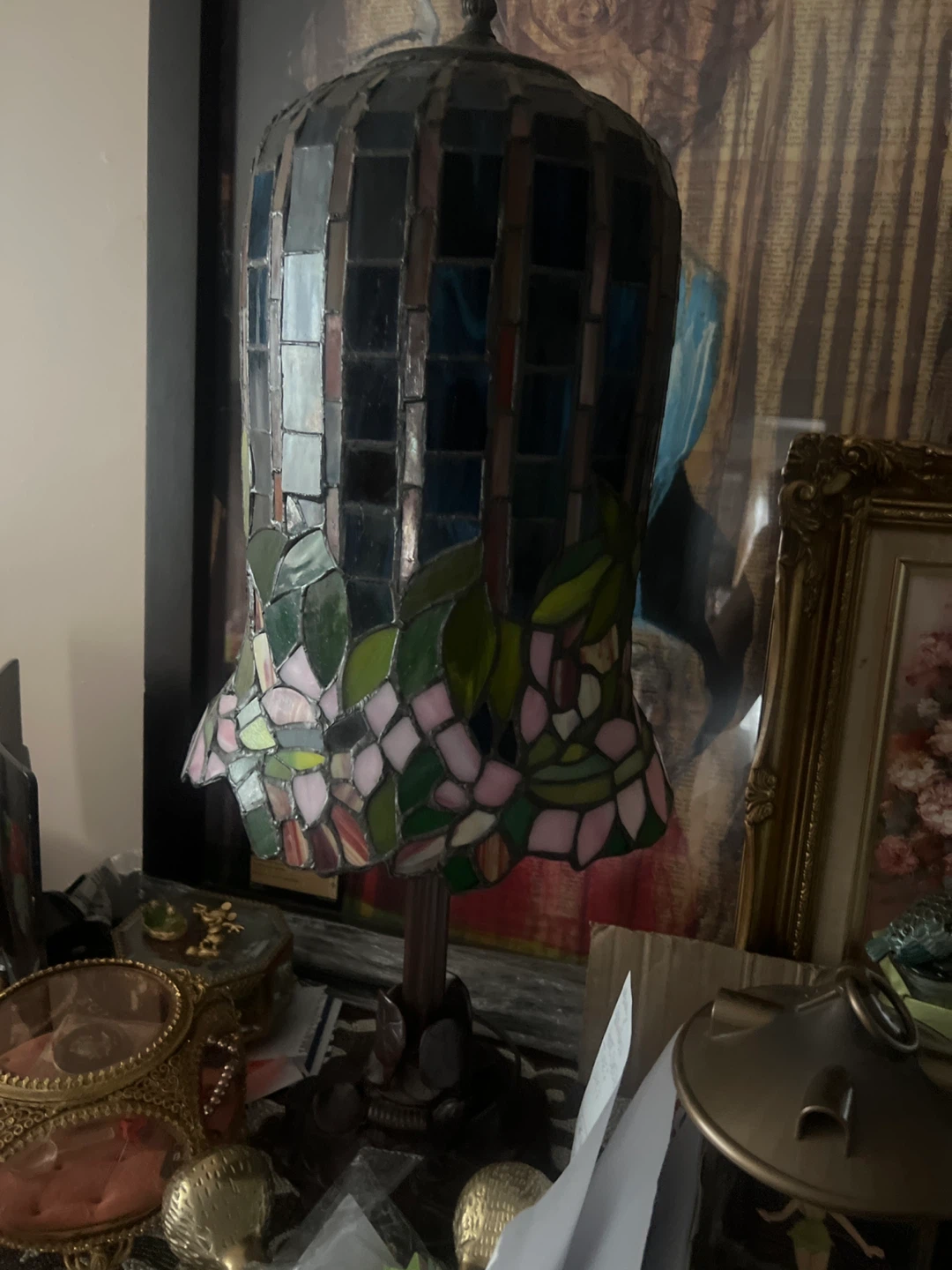 Stained Glass Table Lamp 🏈