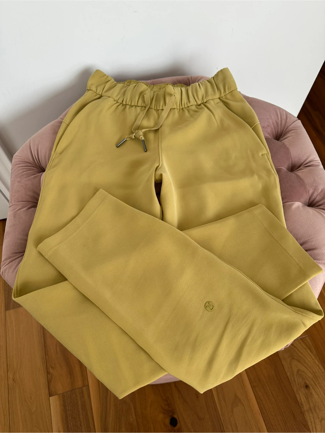 Lululemon Mustard Yellow Joggers Size 0 - photo 2