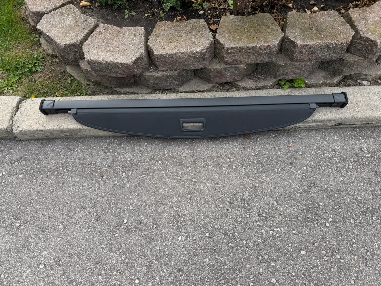 GENTLY USED CARGO COVER FOR HYUNDAI