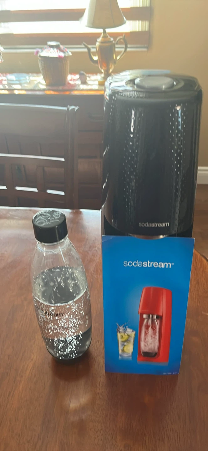 SodaStream Sparkling Water Maker - photo 2