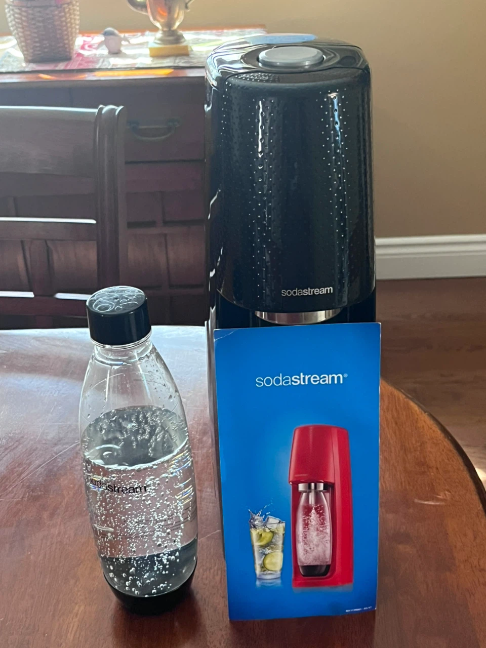 SodaStream Sparkling Water Maker - photo 3