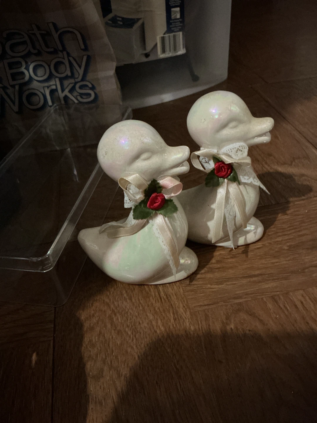 Vintage Iridescent Ceramic Duck Figurines 🏈
