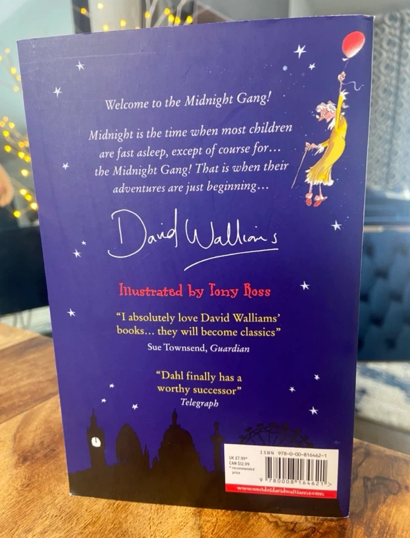 🏈 NEW The Midnight Gang by David Walliams - photo 4