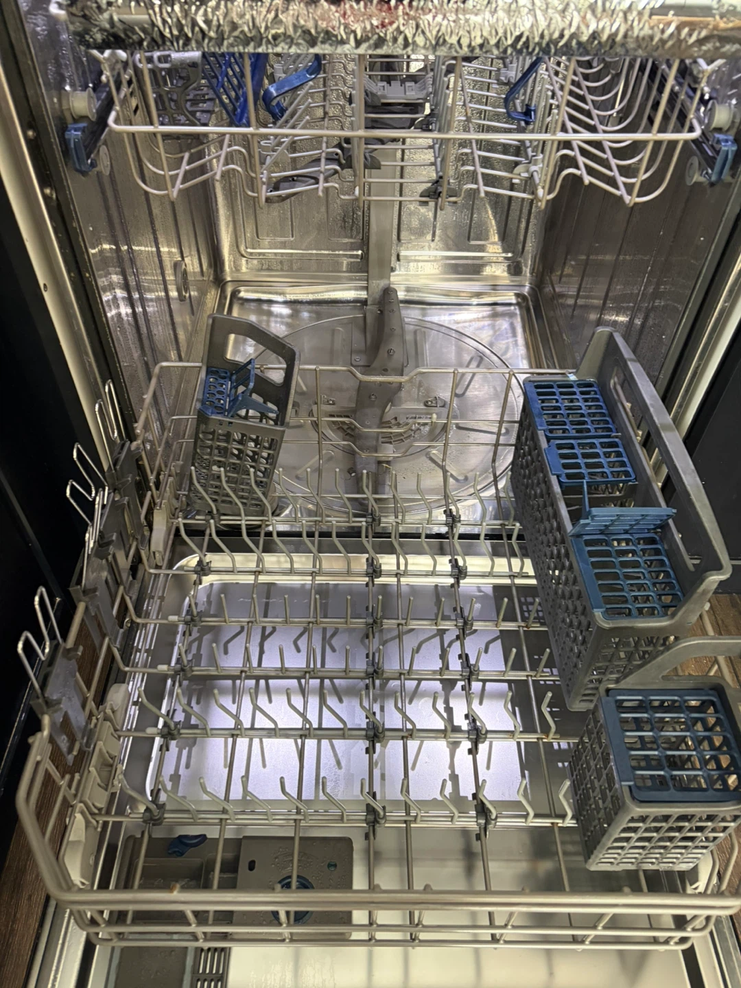 Electrolux ICON Stainless Steel Dishwasher - photo 4