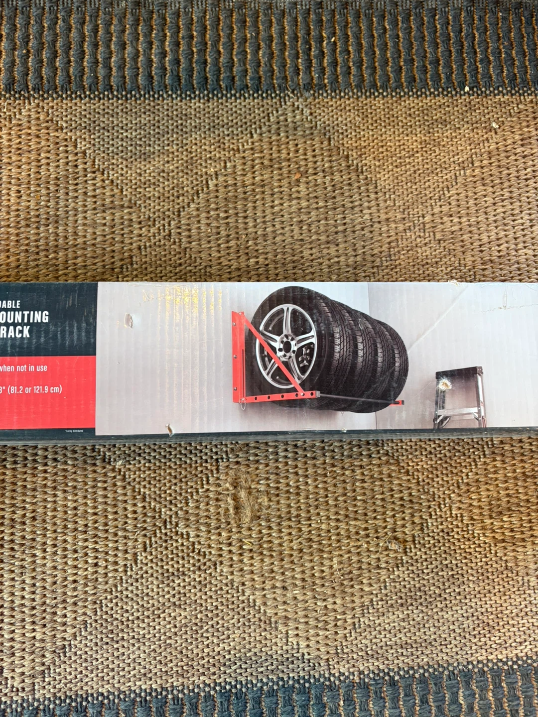 MotoMaster Foldable Wall-Mounting Tire Rack