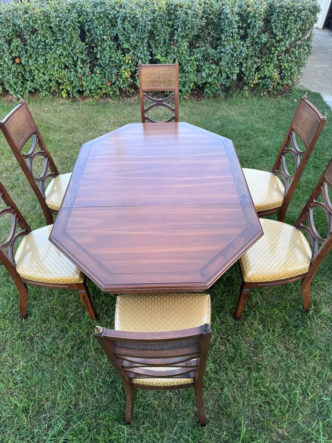 Rare Vintage Elmira Snyder Dining Set –  + 2 Extension Leaves