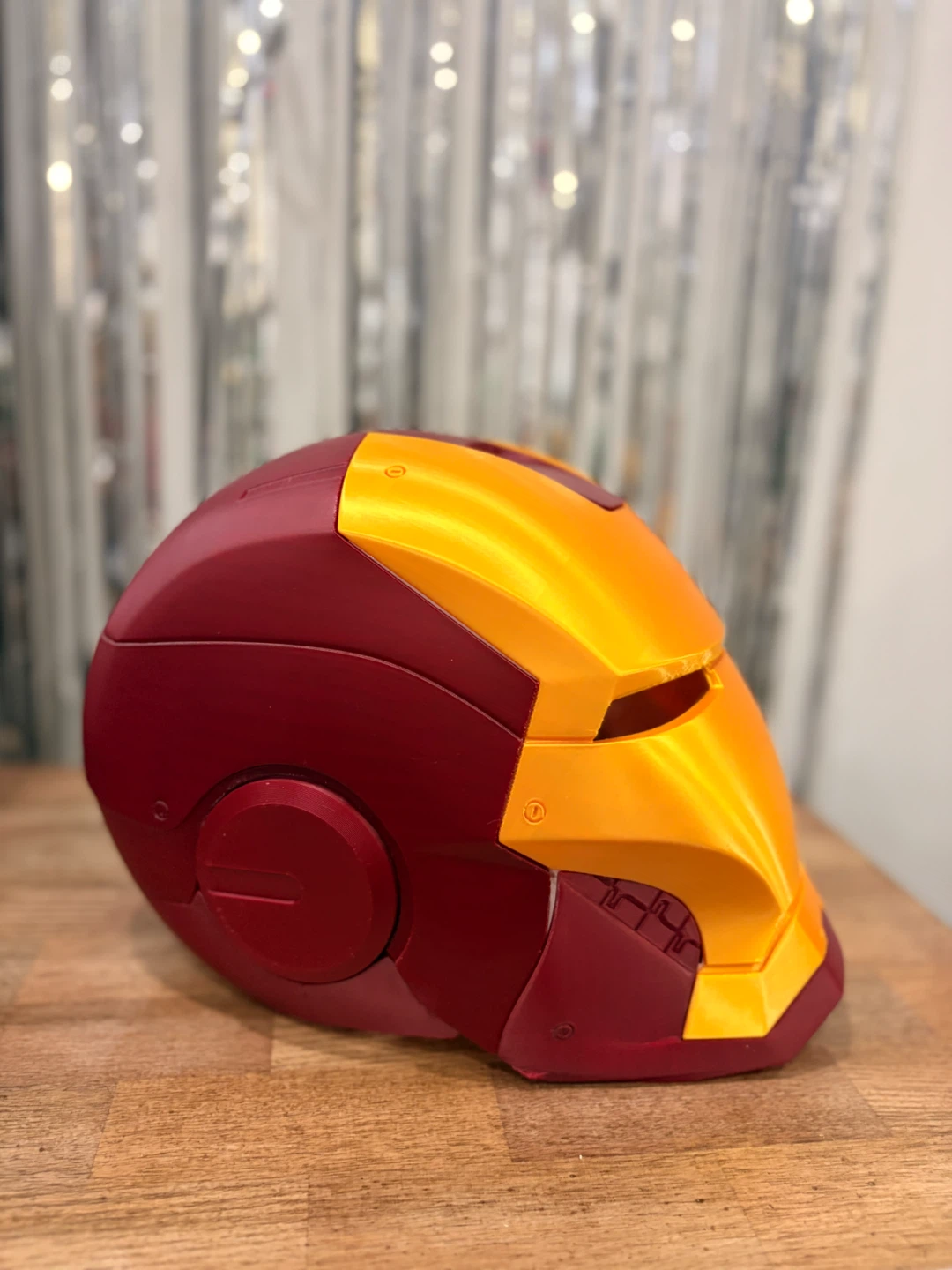 Iron Man Helmet Replica - photo 2