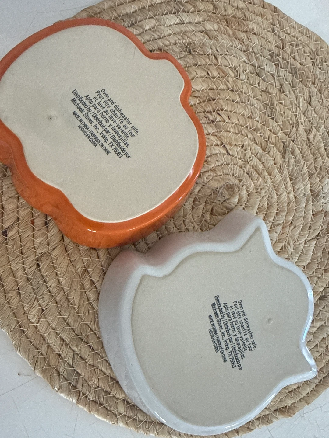 Set of Two Halloween Ceramic Bowls - photo 2