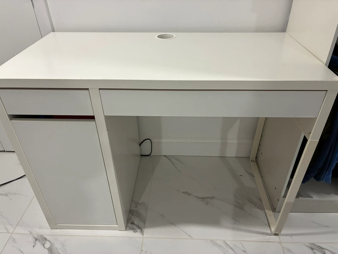 IKEA MICKE Desk, White