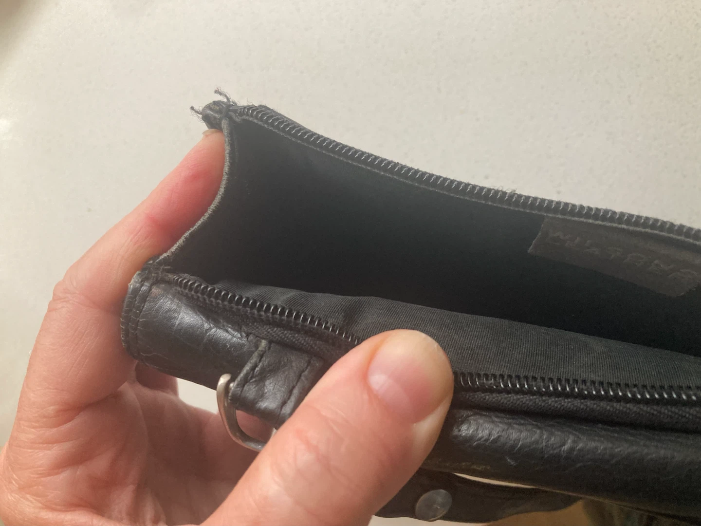 Black Leather Crossbody Wallet Purse - photo 3