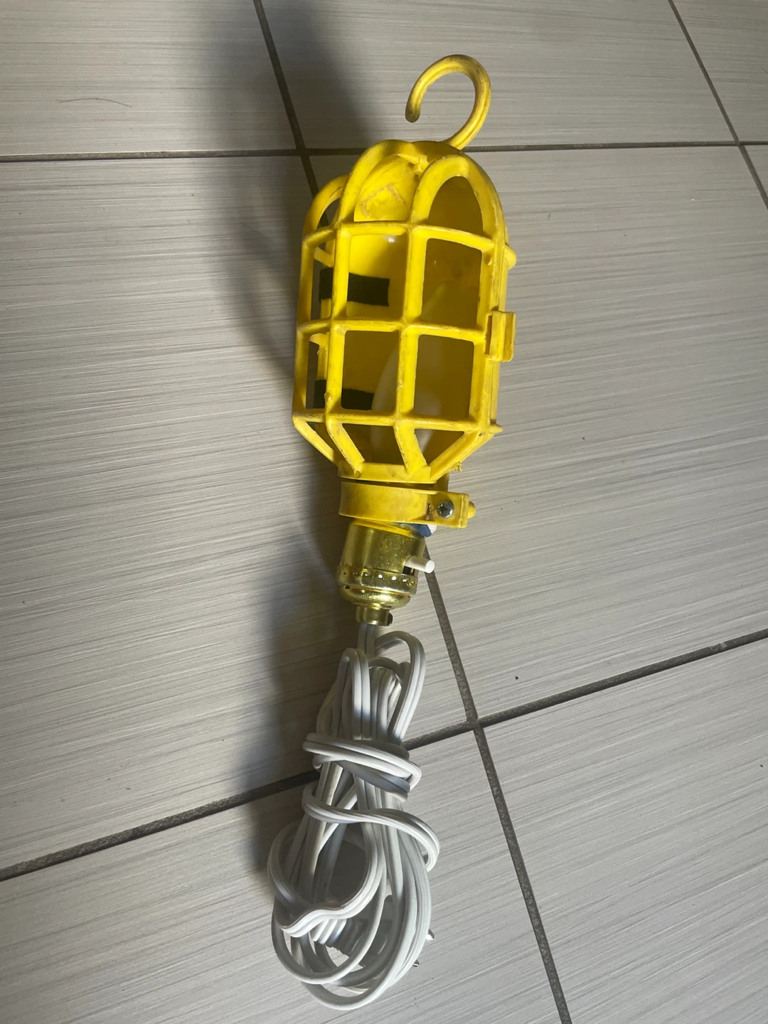 🏈Yellow Hanging Work Light