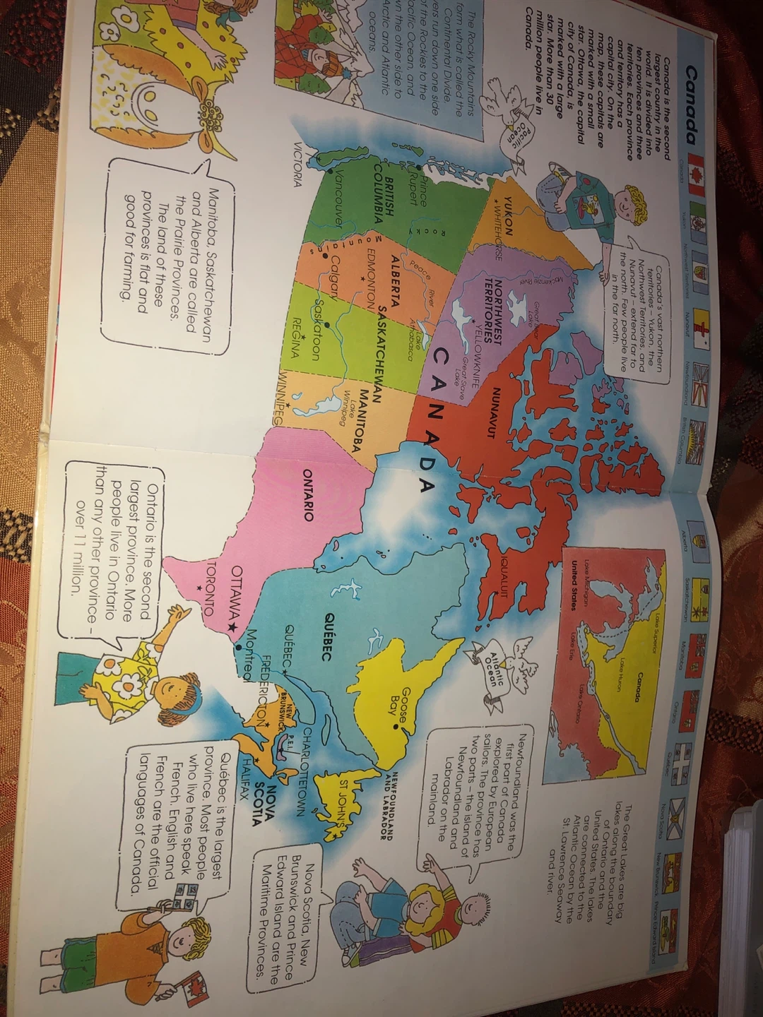 Kids' Canadian Atlas 🏈 - photo 3