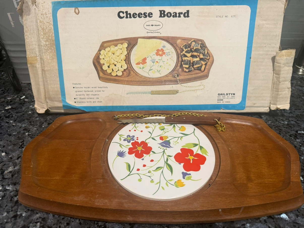 🏈Gailstyn Gail Craft Keyaki Wood Cheese Board with Ceramic Tile