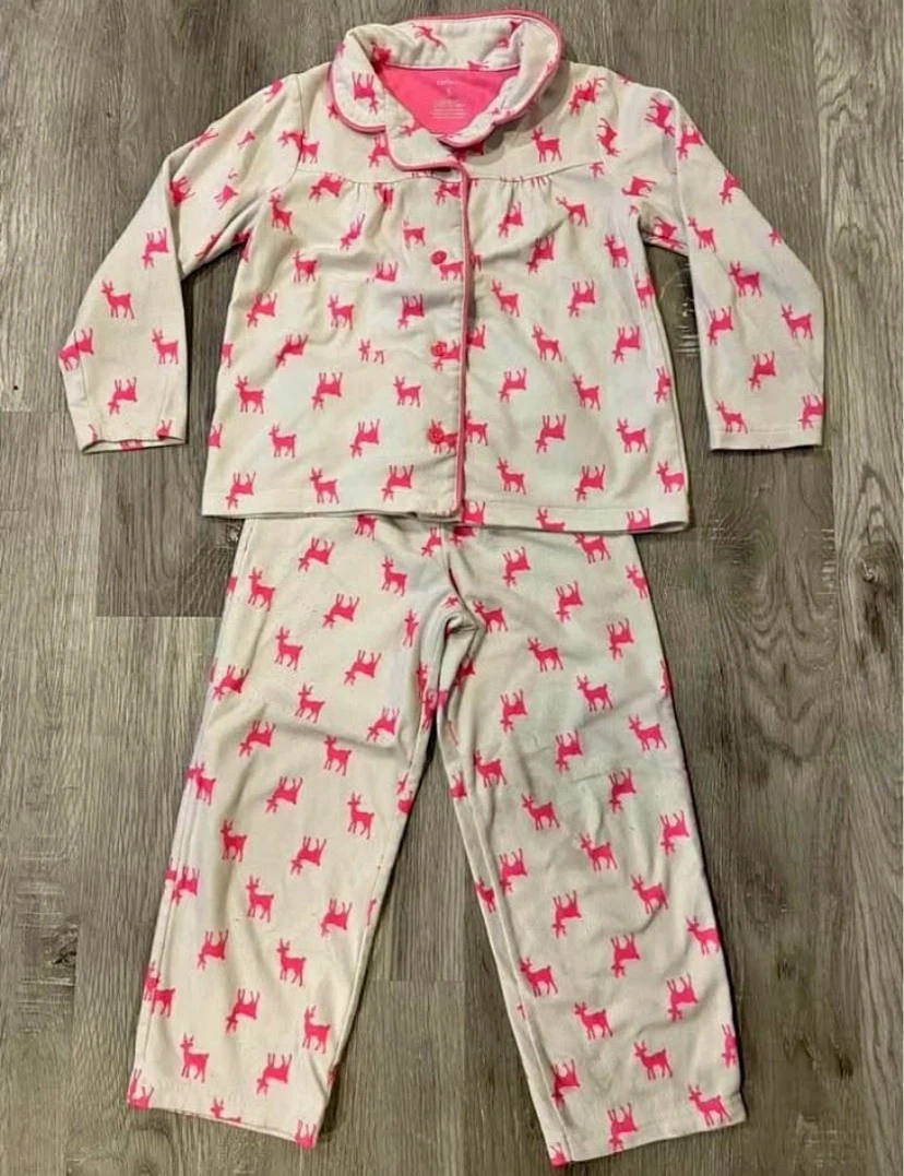 🏈 Carter's Reindeer Print Pajama Set Size 5
