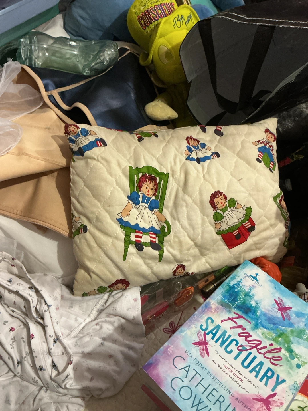 Raggedy Ann Quilted Throw Pillow 🏈