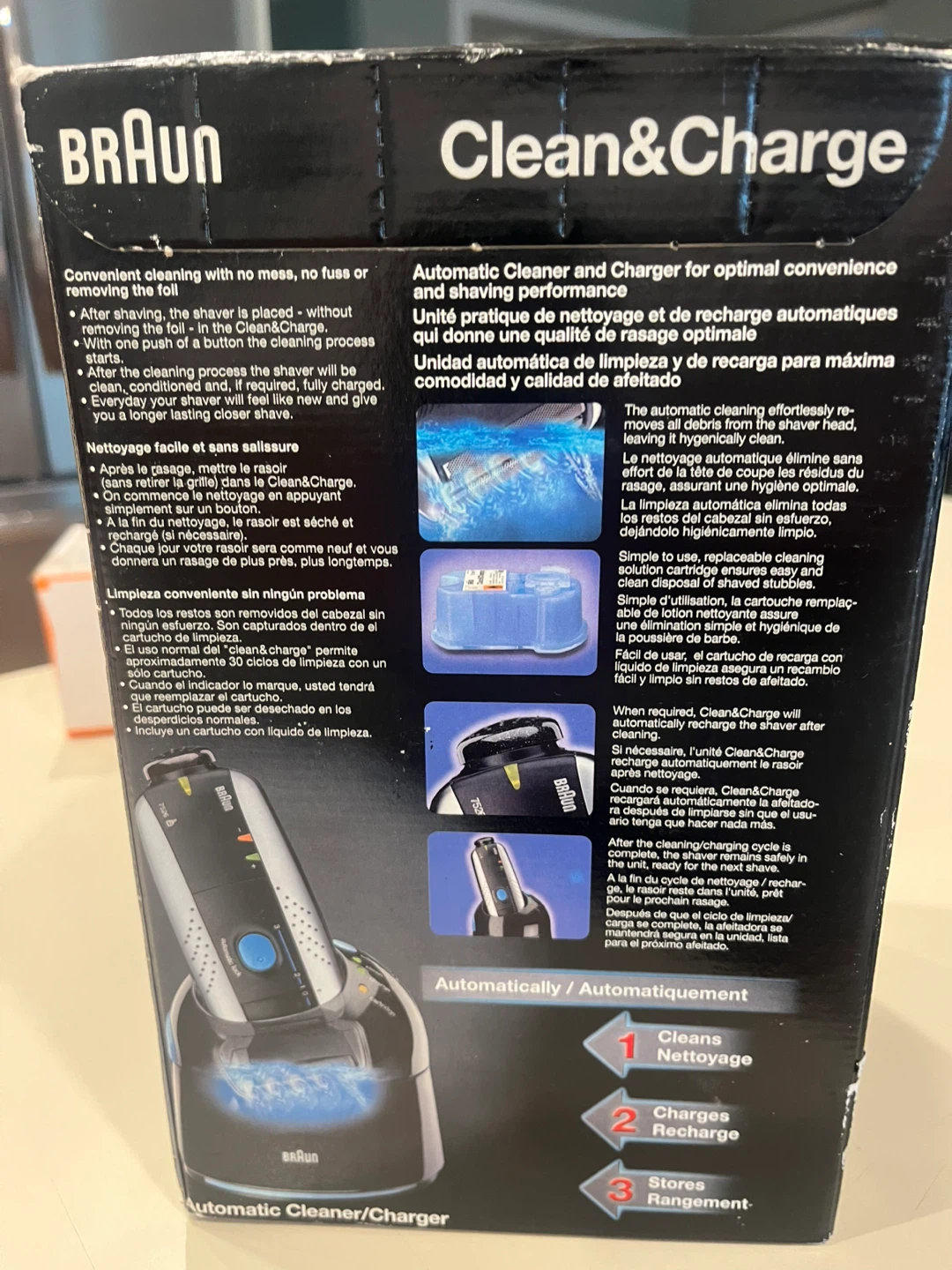 Braun Syncro Shaver 7526 with Clean & Charge System - photo 3