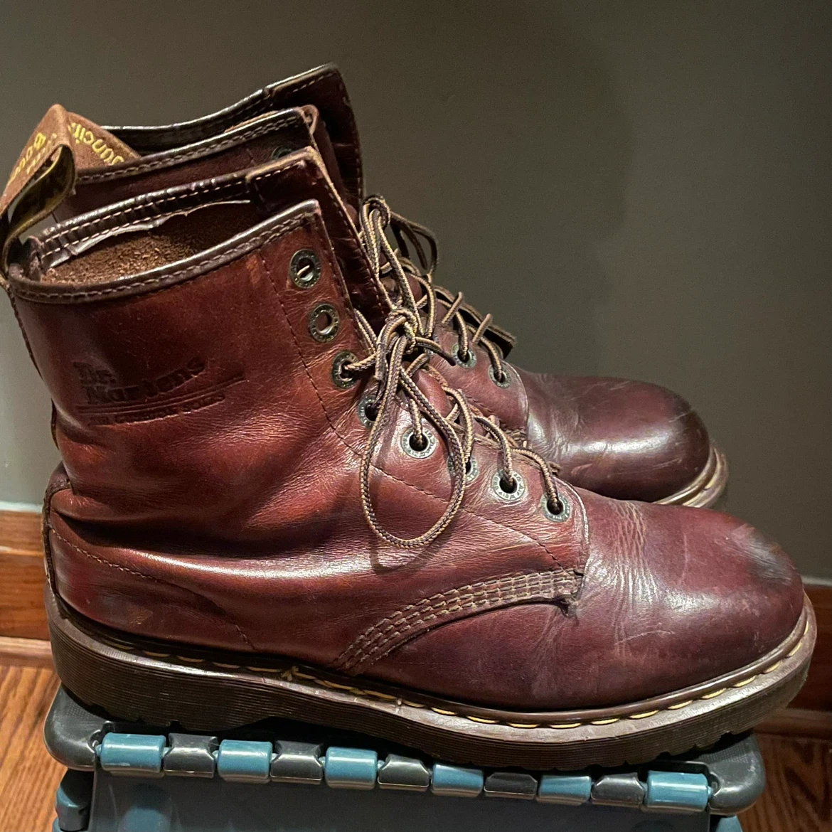 Dr. Martens Brown Leather Boots VG Condition