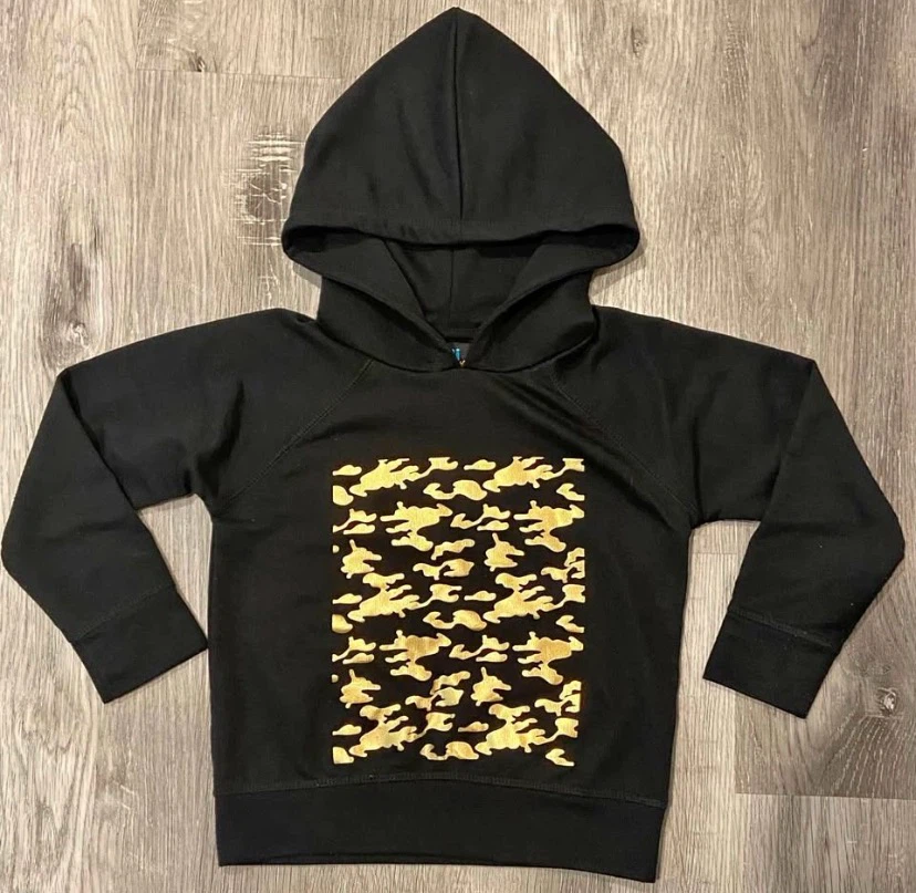 🏈 EUC Jellifish Kids black hoodie with gold camo print
