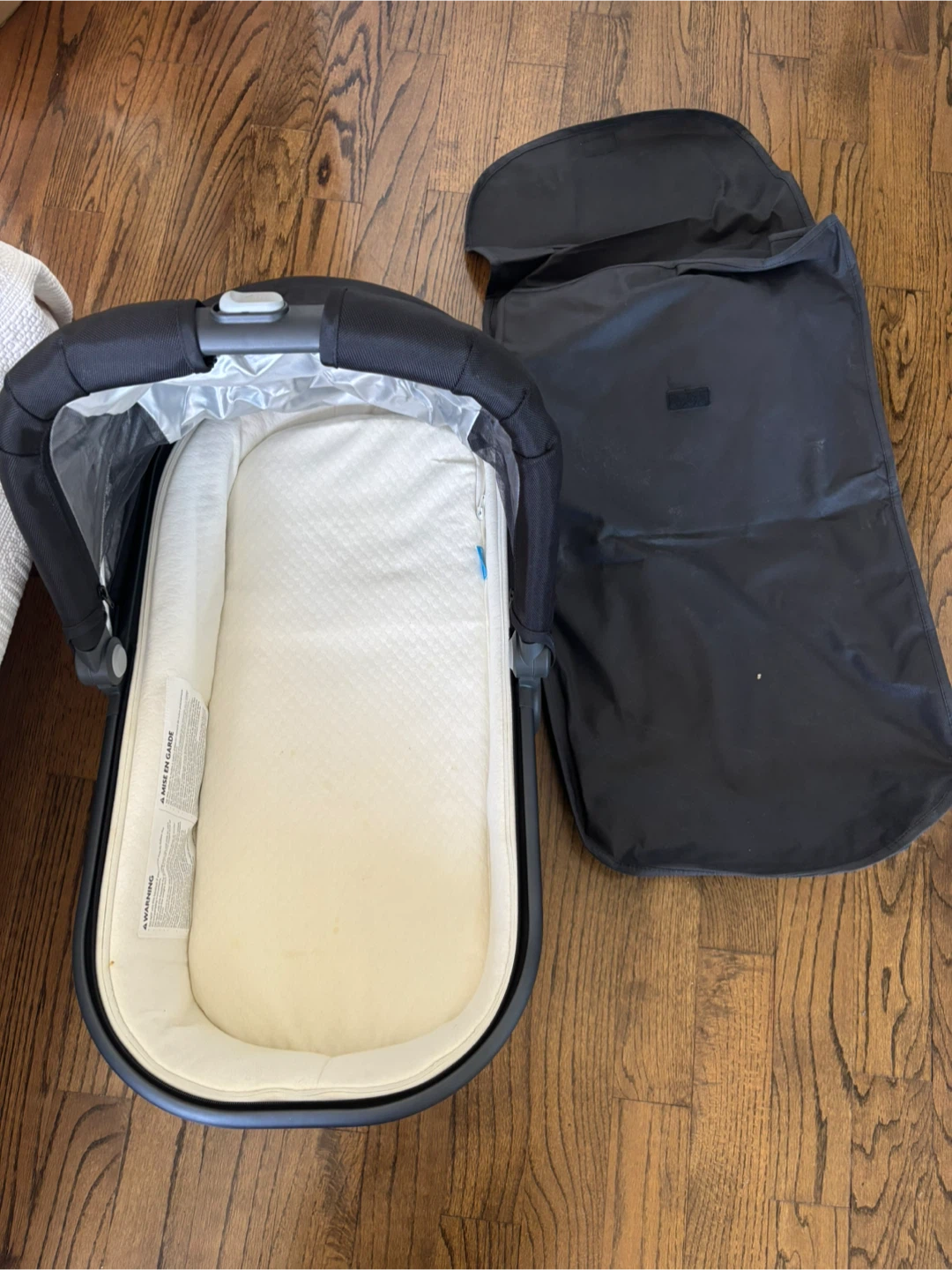 UPPAbaby Bassinet + 2 Snack Tray Bundle