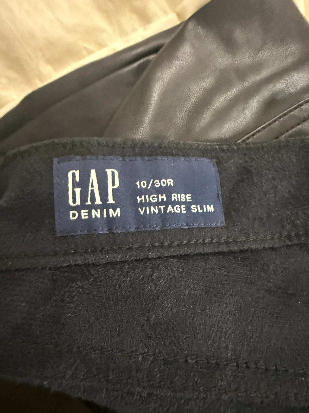 🏈 Gap High Rise Vintage Slim Faux Leather Pants 10/30R - photo 4
