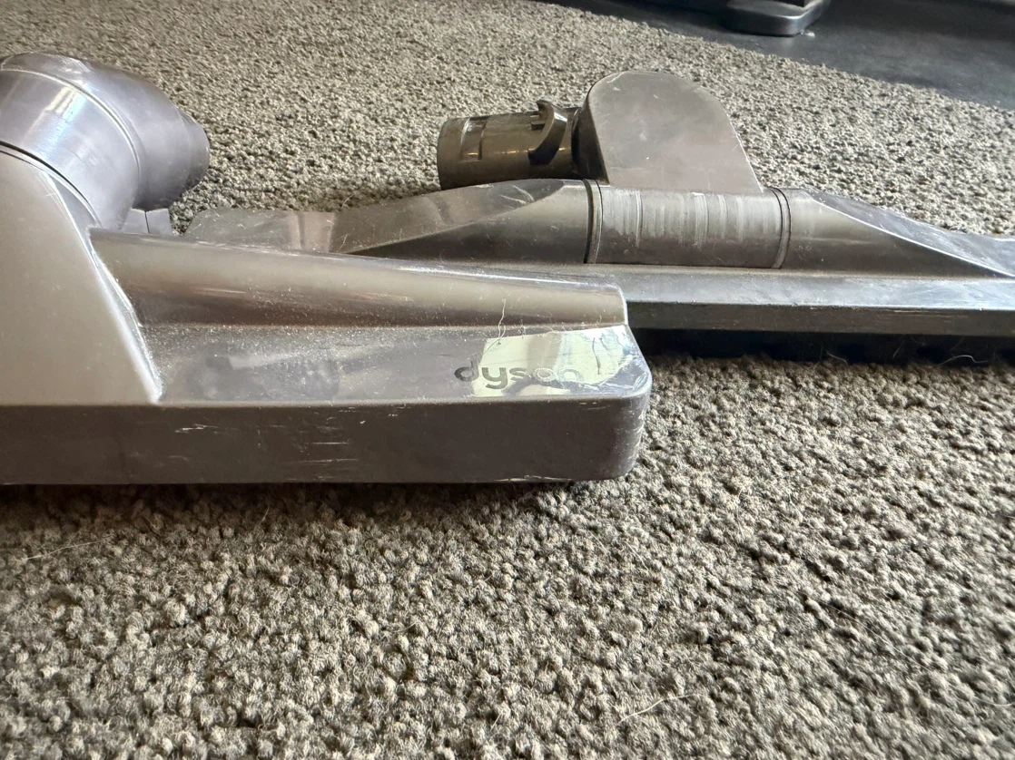 Dyson DC23 Vacuum Cleaner with Accessories - photo 4