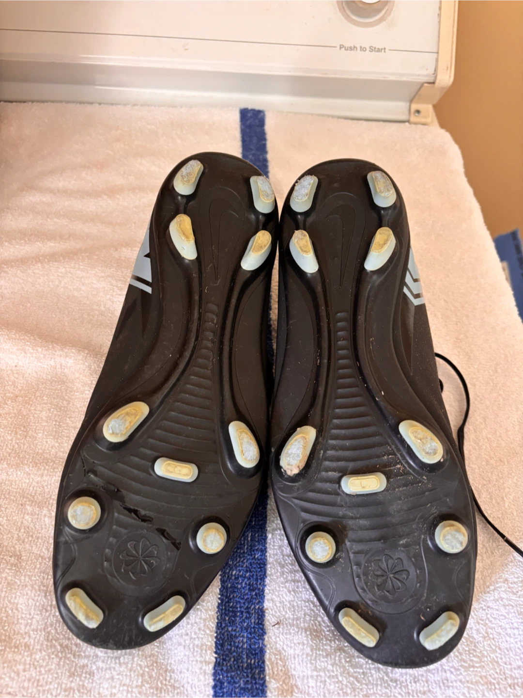 Nike Mercurial Soccer Cleats - Size 6.5Y - photo 3