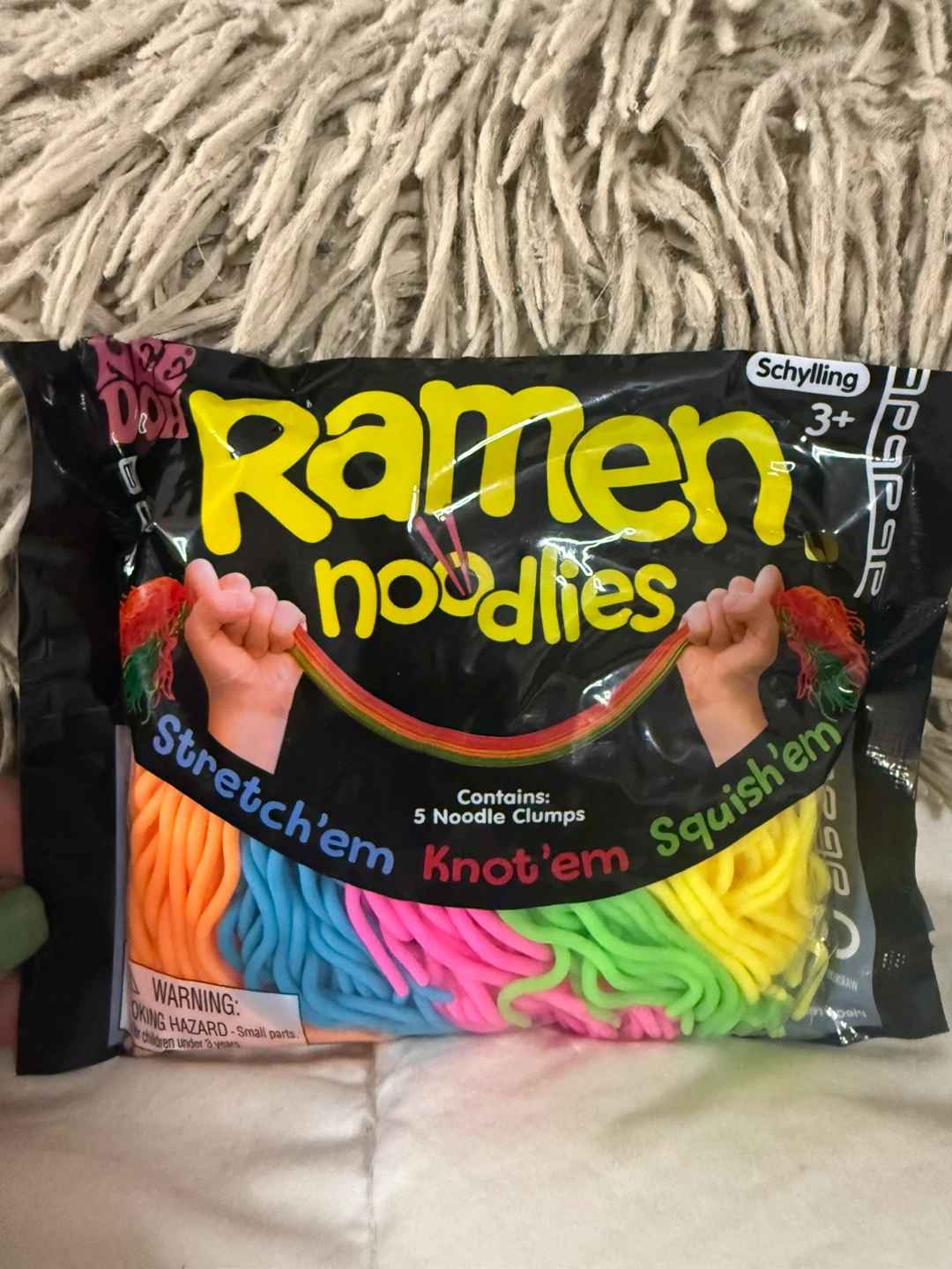 🏈Schylling Ramen Noodles Sensory Toy