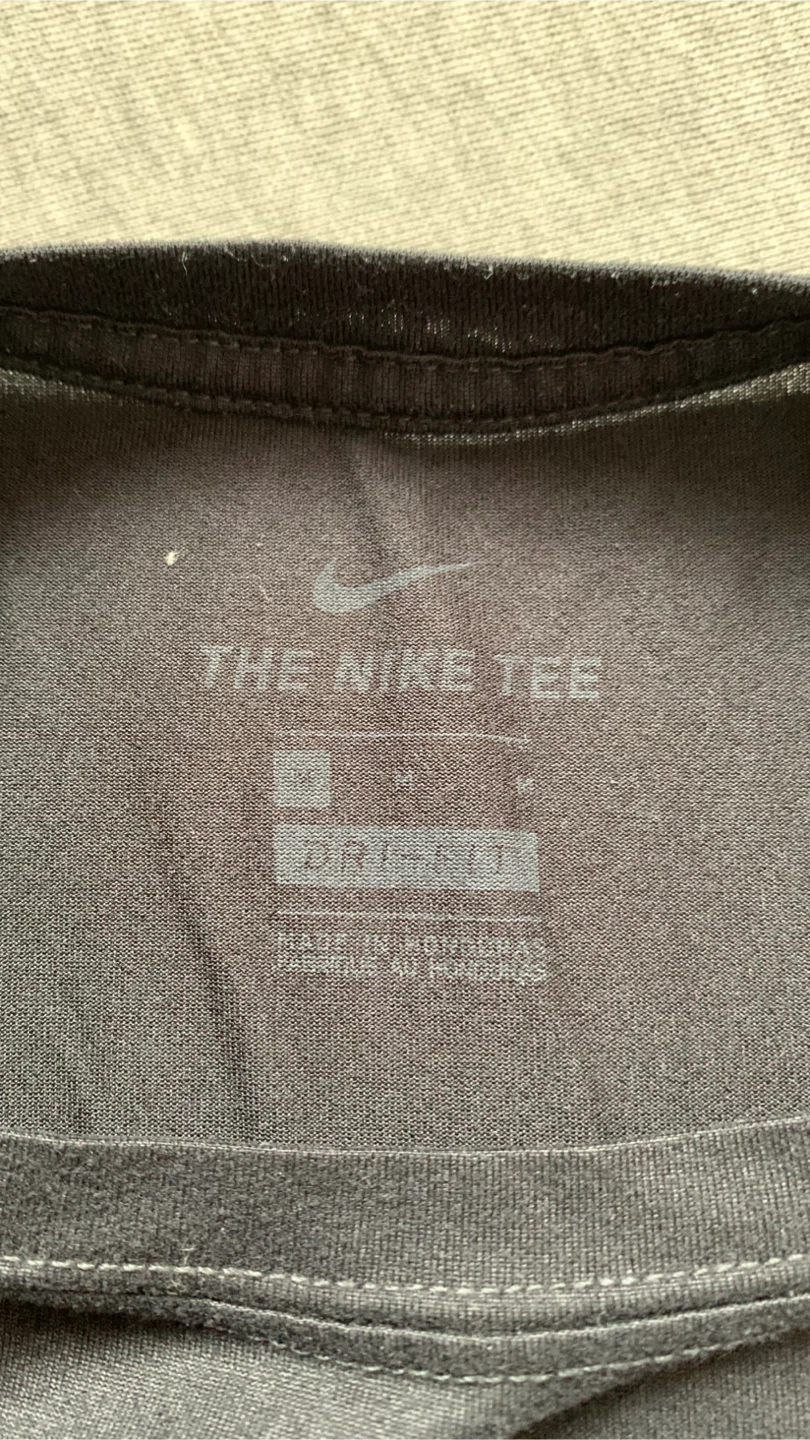Nike Dri-FIT Long Sleeve Tee - Size Medium 🏈 - photo 3