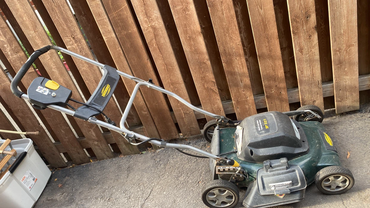 Yardworks 20-inch 3-in-1 Electric Lawn Mower