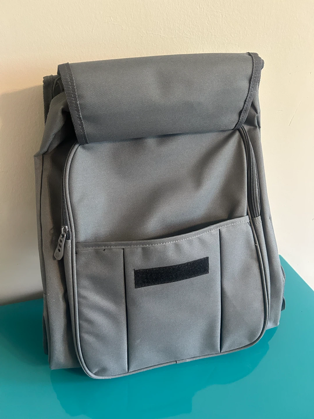 New King's Collection Grey Backpack - photo 3