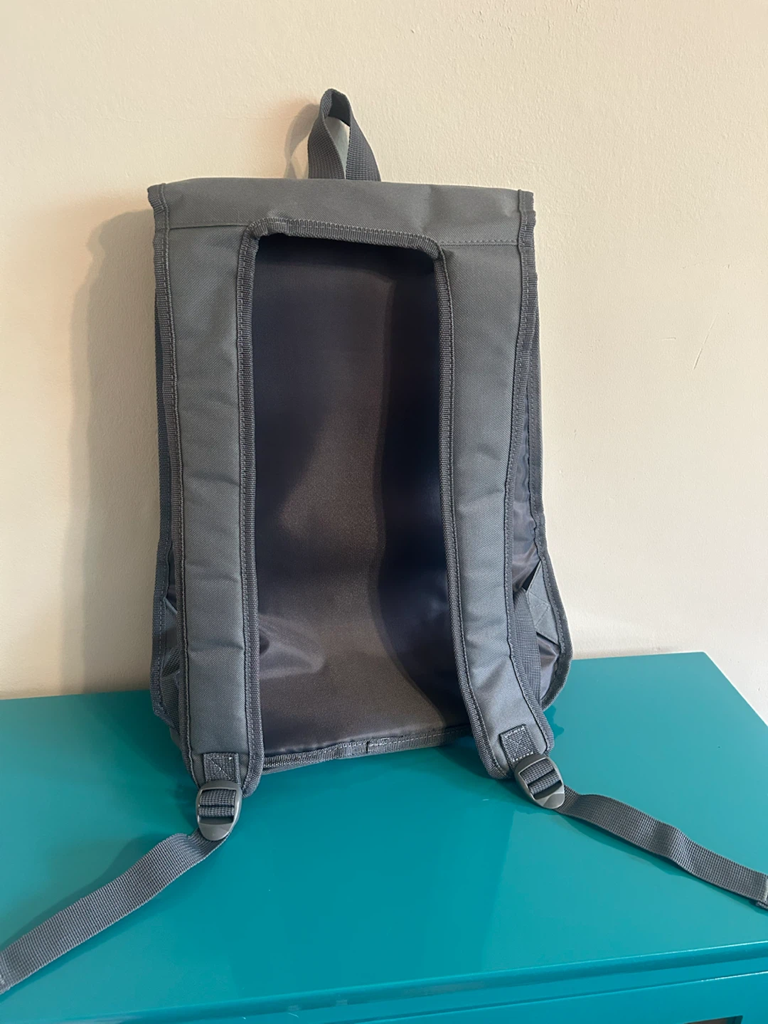 New King's Collection Grey Backpack - photo 5