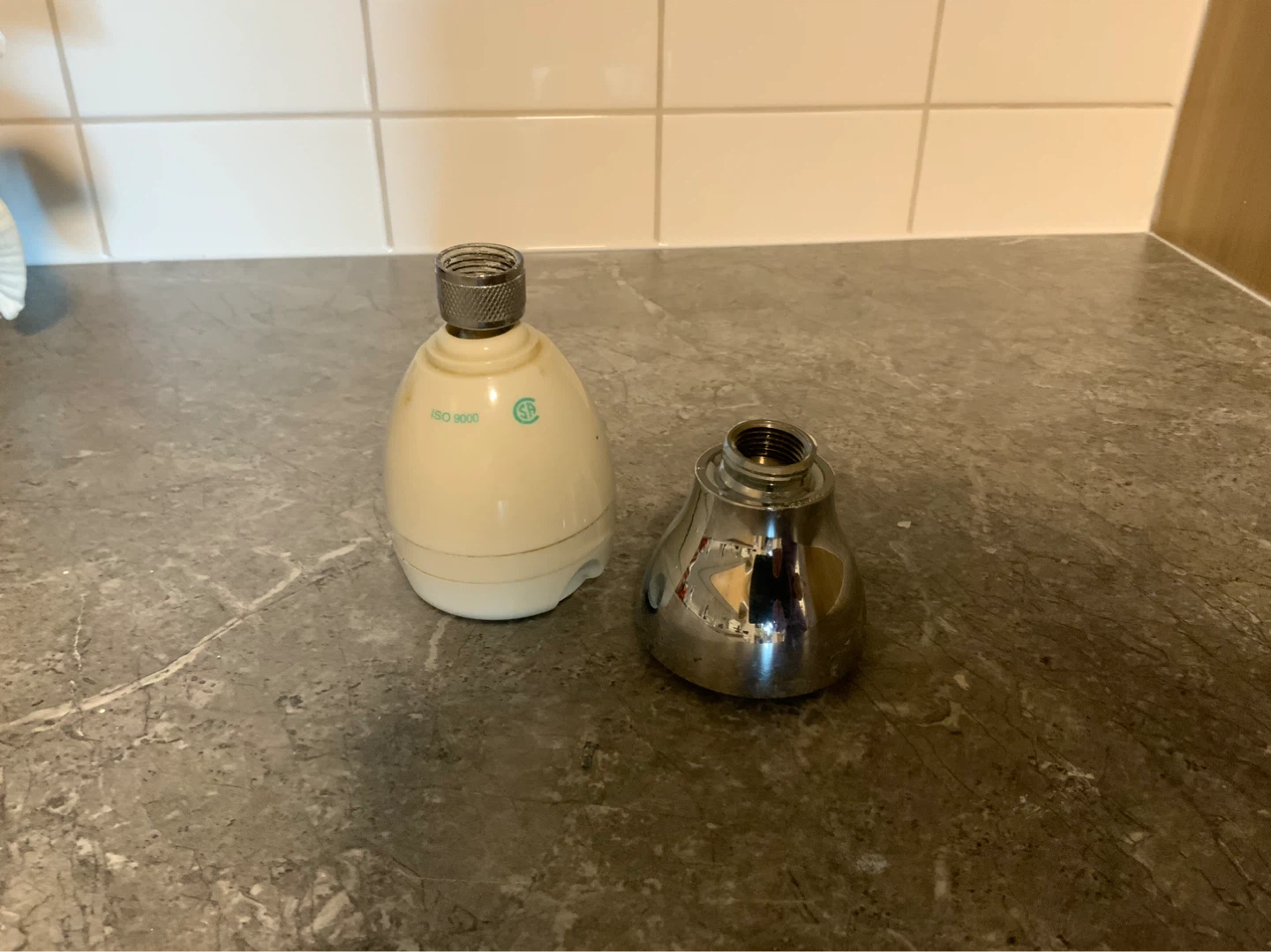 2 Free Shower Heads 🏈 - photo 2